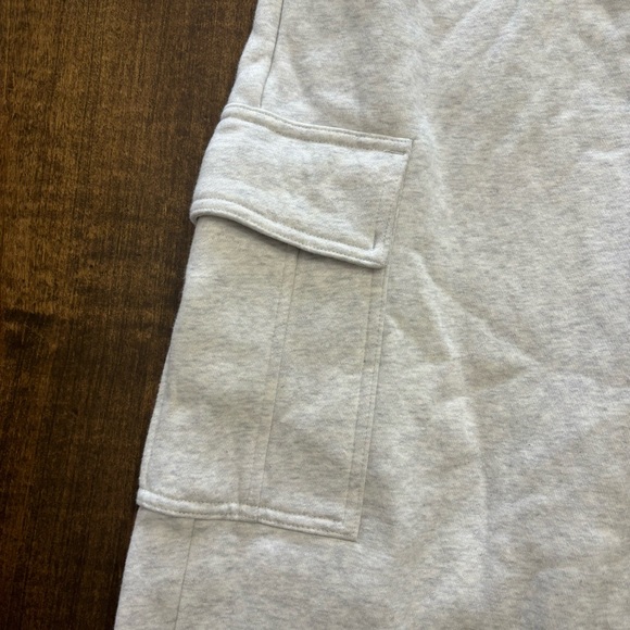 Tuff Athletics Women’s Cargo Joggers NWOT Light Grey Soft Lounge Pants Size M - Picture 8 of 16